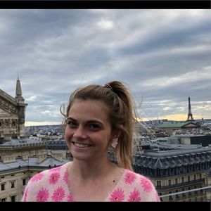 Meet your Posher, Natalie